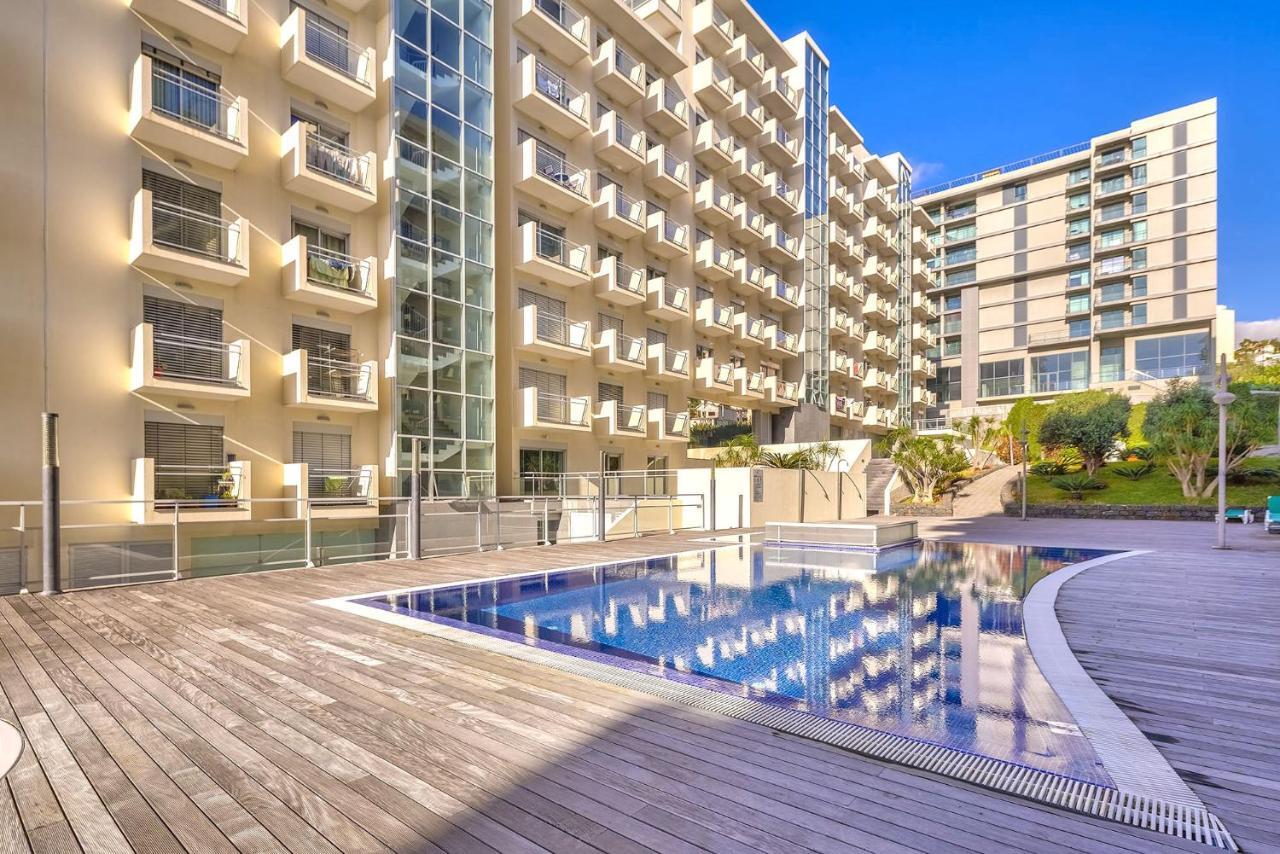Blue Sky Apartment With Pool By Hr Madeira ฟุงชาล ภายนอก รูปภาพ